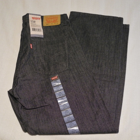 Levi 550 Boy Relaxed Fit Sz 10 Husky 30 x 26 - Picture 1 of 6